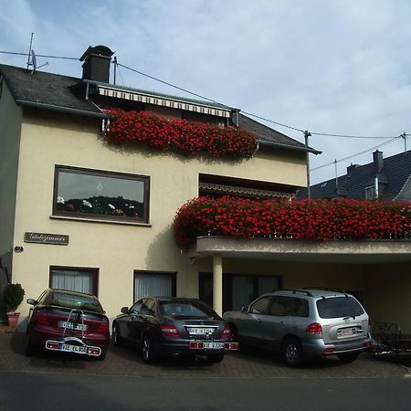Gaestehaus Resi Hotel Zeltingen-Rachtig Kültér fotó