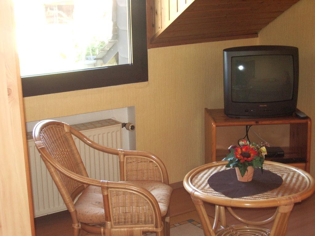 Gaestehaus Resi Hotel Zeltingen-Rachtig Szoba fotó